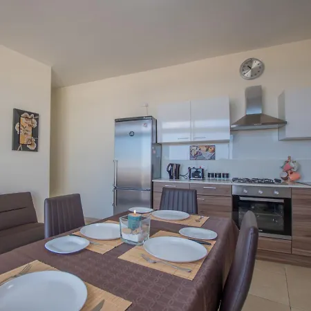 Kernice Penthouse With Sea And Country Views Of Xghajra Buitenkant foto
