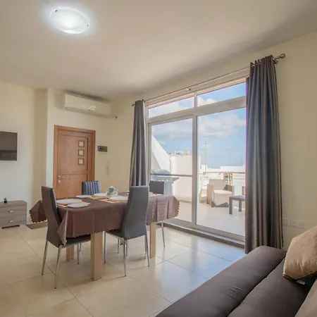 Kernice Penthouse With Sea And Country Views Of Xghajra Buitenkant foto