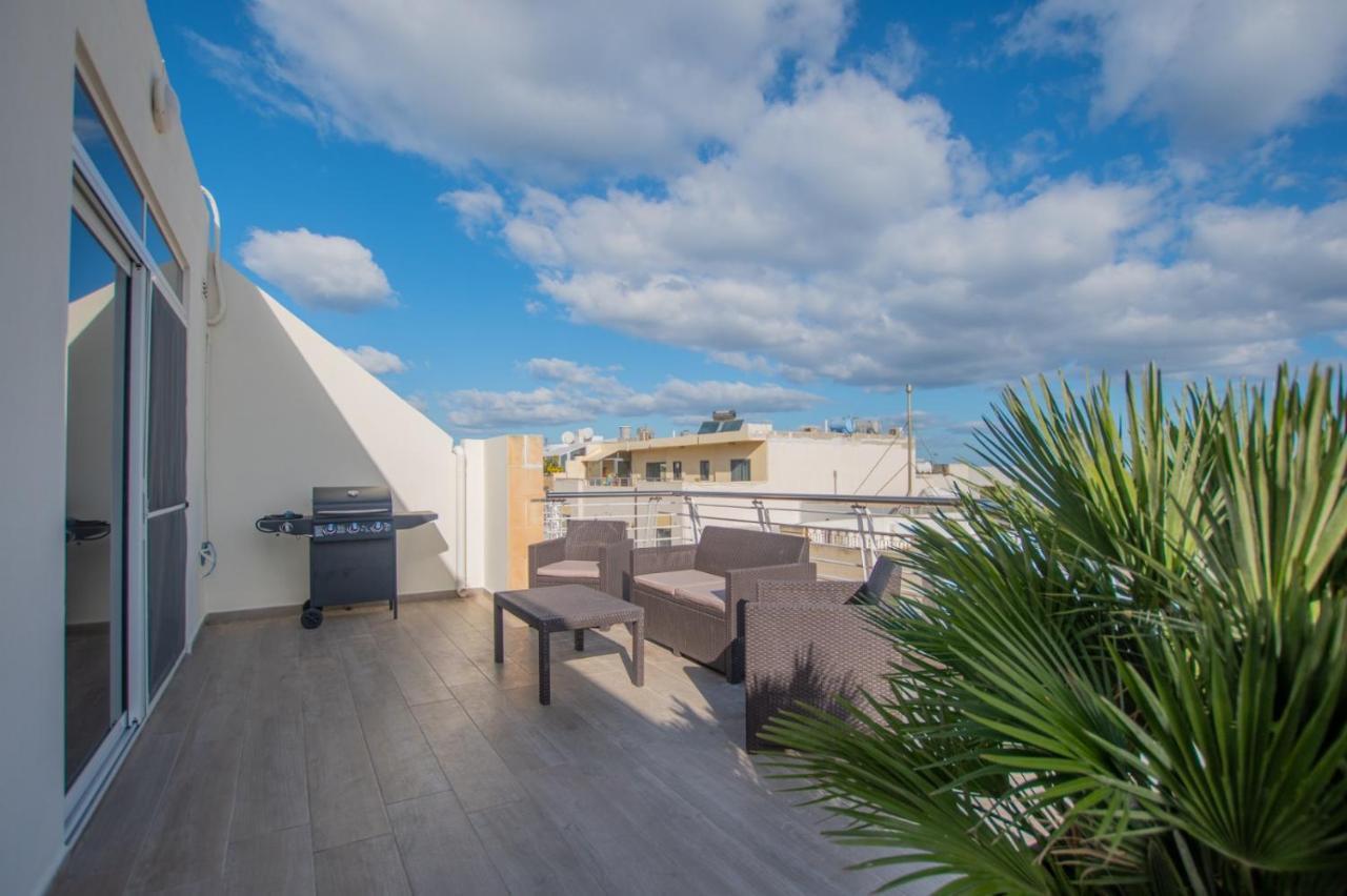 Kernice Penthouse With Sea And Country Views Of Apartment *