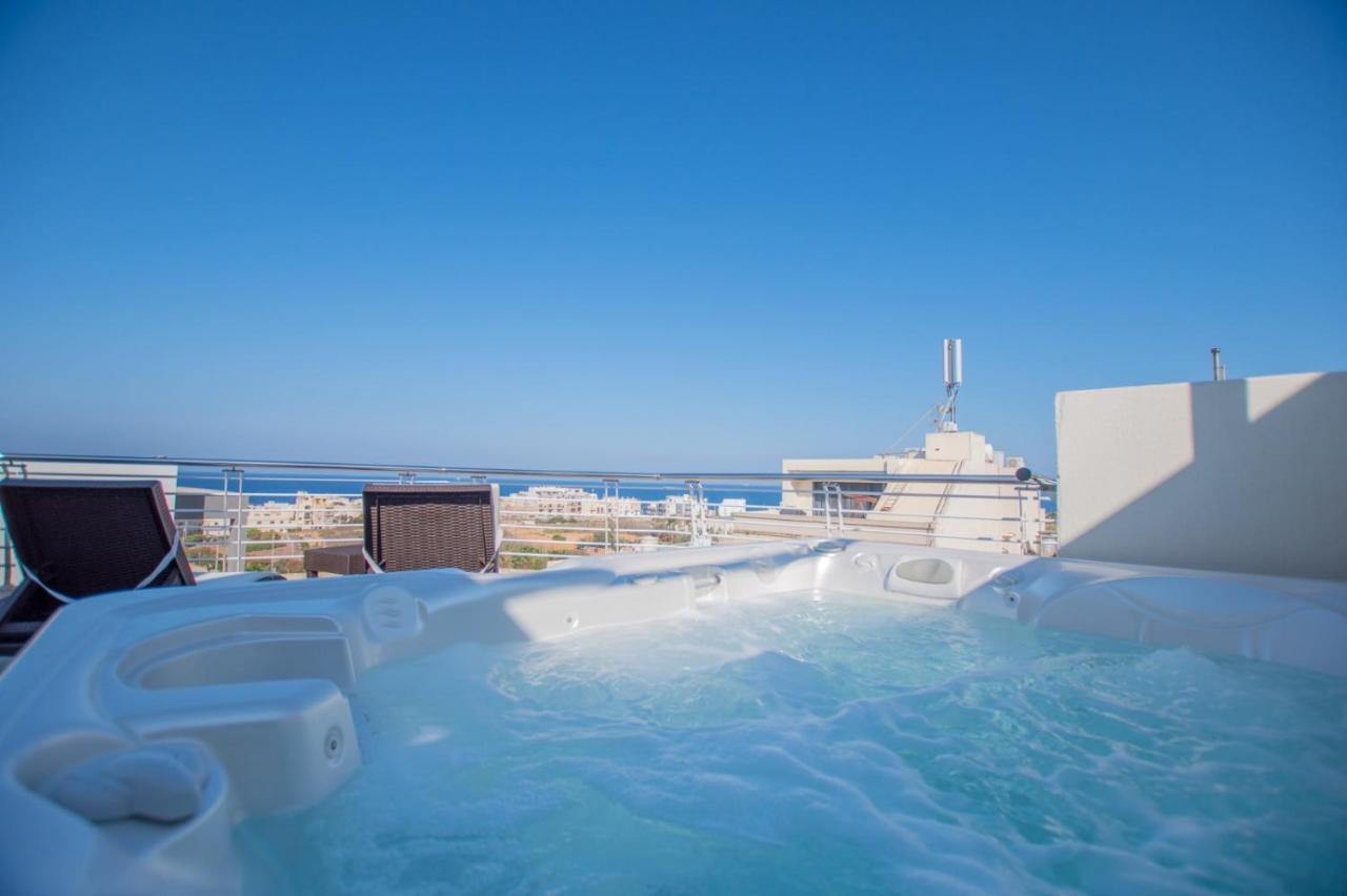 Kernice Penthouse With Sea And Country Views Of Apartment *